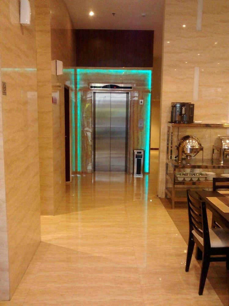 מדאן The Batik Hotel מראה חיצוני תמונה