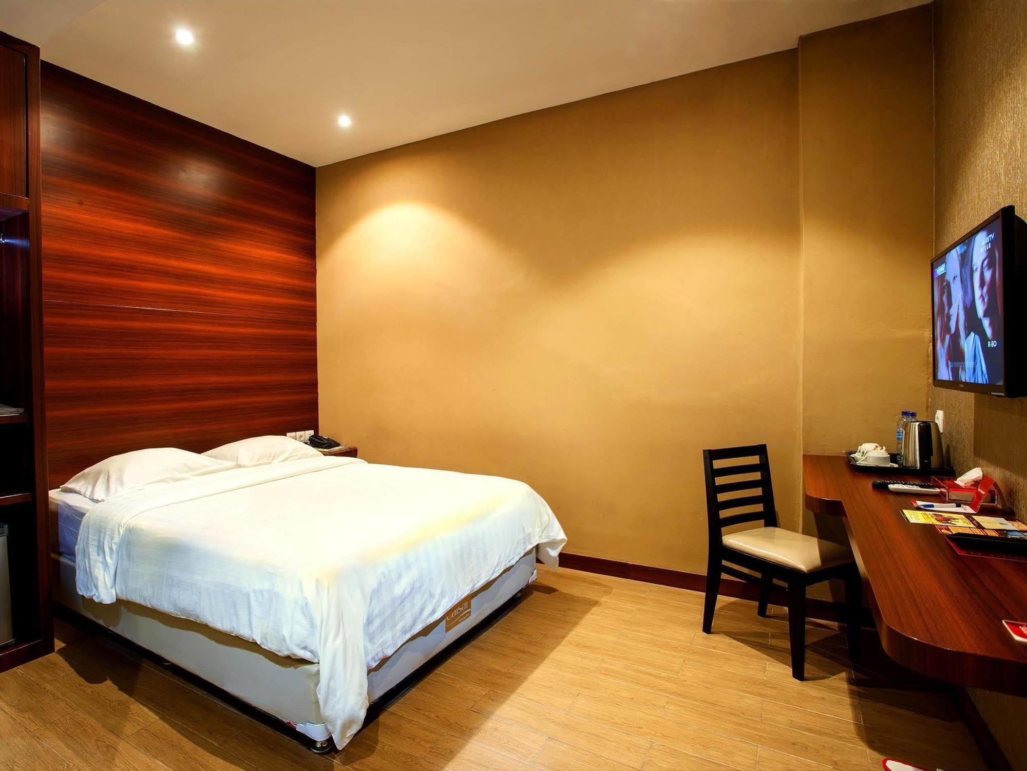 מדאן The Batik Hotel מראה חיצוני תמונה