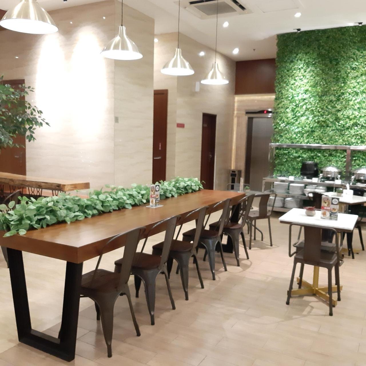 מדאן The Batik Hotel מראה חיצוני תמונה